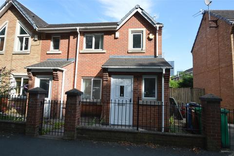 undefined, Rolls Crescent, Manchester M15