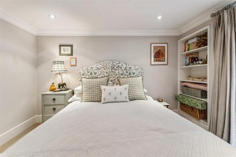 26a Redburn Street, London, SW3 4BX