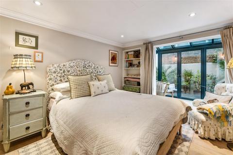 26a Redburn Street, London, SW3 4BX