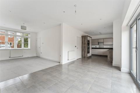 5 bedroom detached house for sale, Heyford Park, Upper Heyford, Bicester, Oxfordshire, OX25