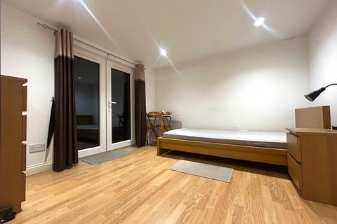 undefined, Greencourt Avenue, Edgware HA8