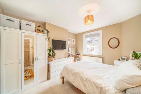 8 Sirdar Road, Mitcham, CR4 2BX