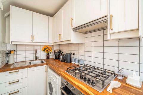 8 Sirdar Road, Mitcham, CR4 2BX