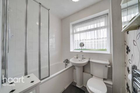 8 Campion Way, Witham, CM8 2XD
