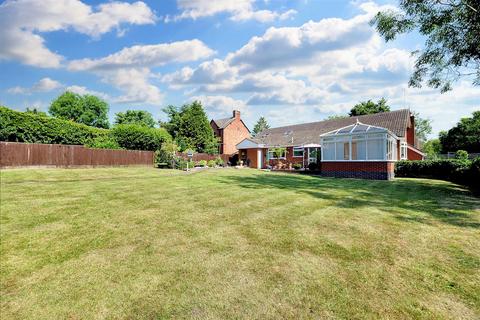 3 bedroom detached bungalow for sale, Blaby Road, Enderby, Leicestershire