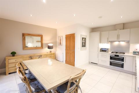 1 Topcliffe Road, Dishforth, Thirsk, YO7 3JT