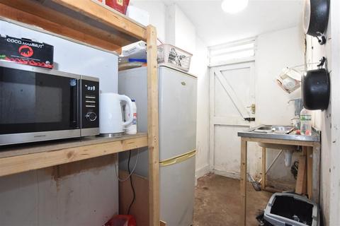 Retail property (high street) for sale, 194 Dalton Rd Barrow In Furness LA14 1PR