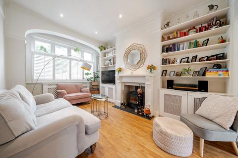 4 Gunton Road, London, SW17 9EL