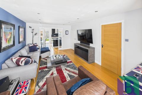 3 bedroom detached house for sale, Vicarage Street, Milton Keynes MK17