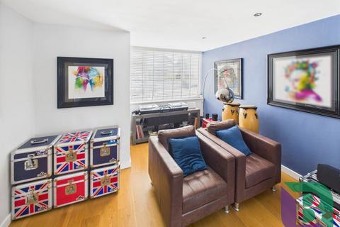 3 bedroom detached house for sale, Vicarage Street, Milton Keynes MK17