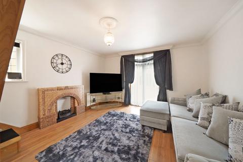 4 bedroom bungalow for sale, Ilford IG3