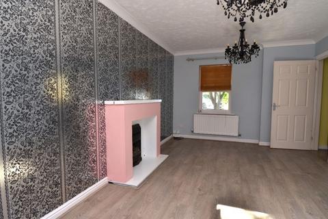 3 bedroom detached house to rent, Bramble Tye, Noak Bridge