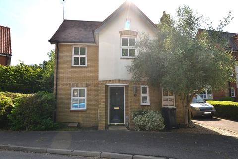 3 bedroom detached house to rent, Bramble Tye, Noak Bridge