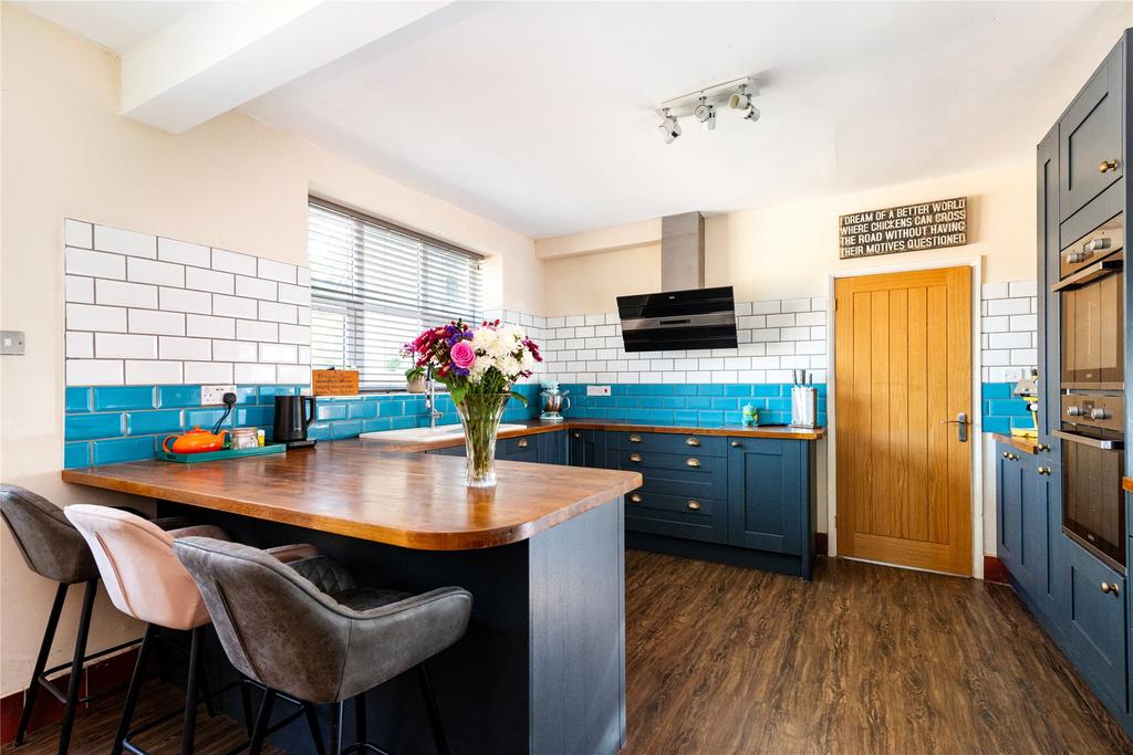 Kitchen/Breakfast