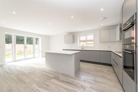3 bedroom detached bungalow for sale, Stowmarket IP14