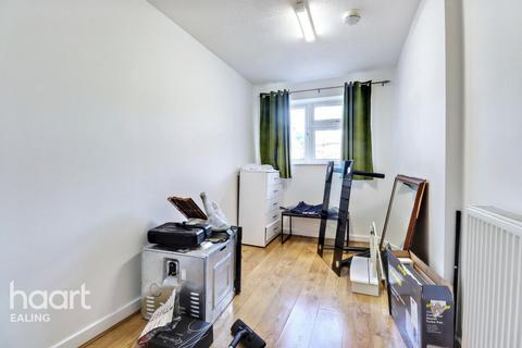 undefined, Olive Road, LONDON