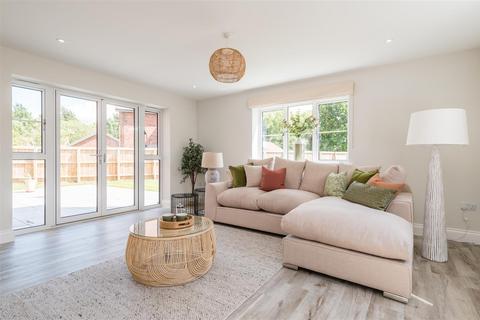 4 bedroom detached house for sale, Stowmarket IP14