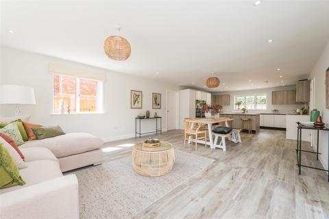 4 bedroom detached house for sale, Stowmarket IP14