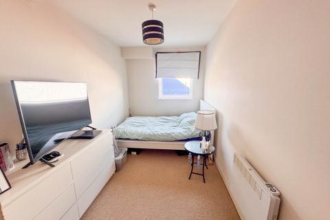 2 bedroom flat to rent, Kingfisher Meadow, Maidstone