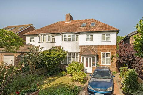 undefined, Anlaby Road, Teddington TW11