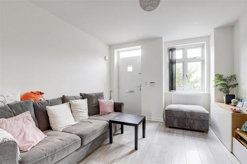 49 Perry Road, Nottingham, NG5 3AD