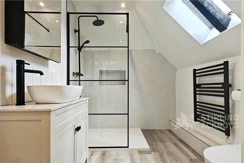 undefined, High Street, Guildford, Surrey, GU1