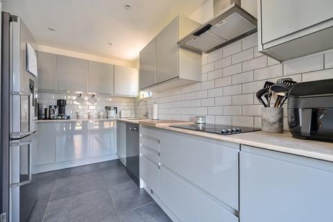21 Bakewell Close, Luton, LU4 0DQ