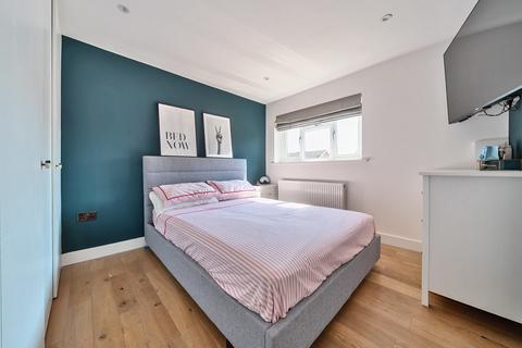 21 Bakewell Close, Luton, LU4 0DQ
