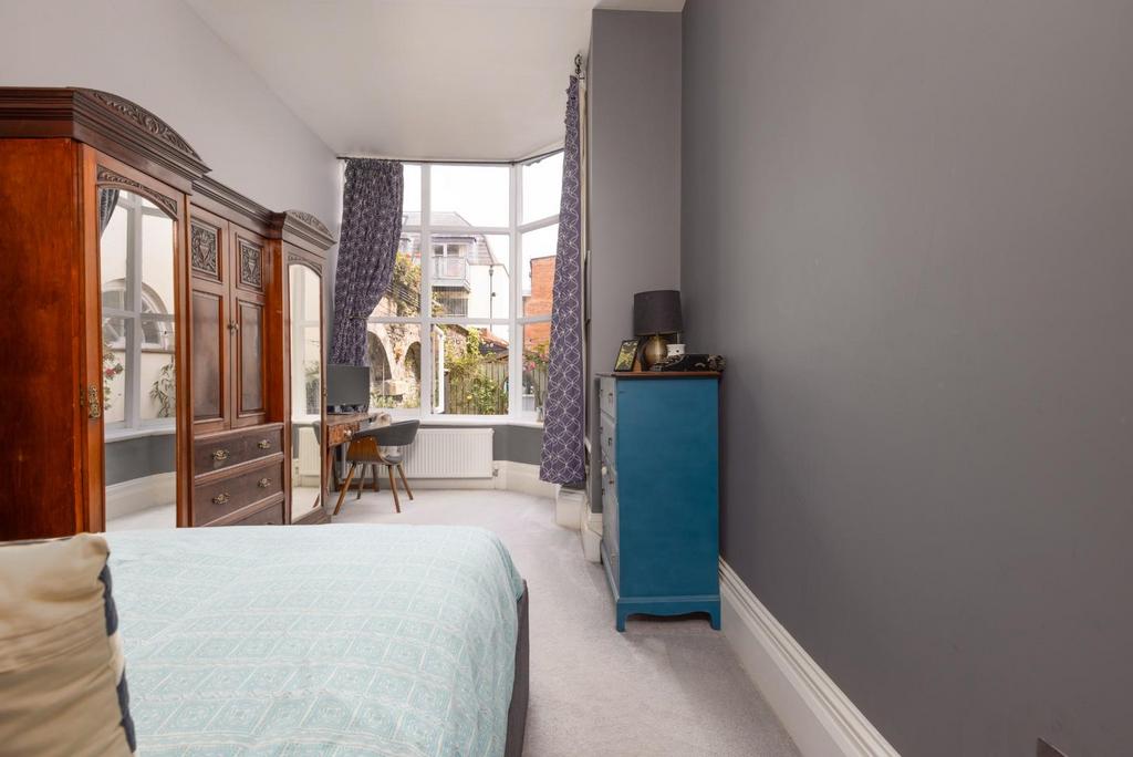Flat 2 pembroke-7 brunswick sq-11.jpg