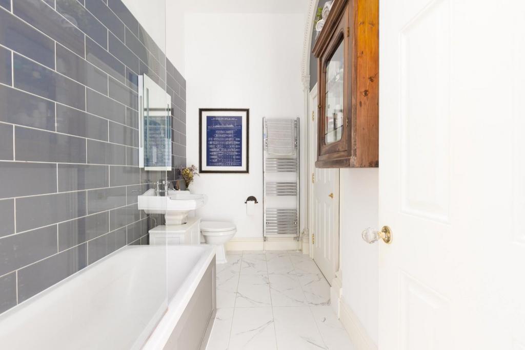 Flat 2 pembroke-7 brunswick sq-1.jpg