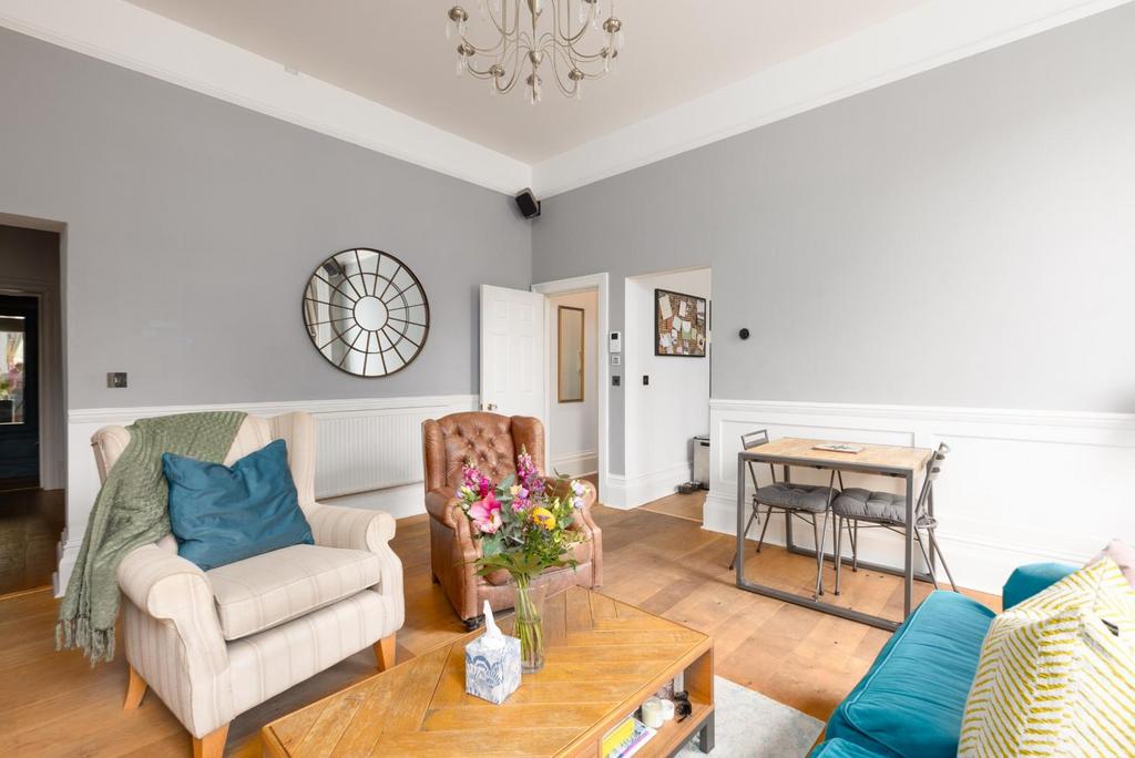 Flat 2 pembroke-7 brunswick sq-21.jpg