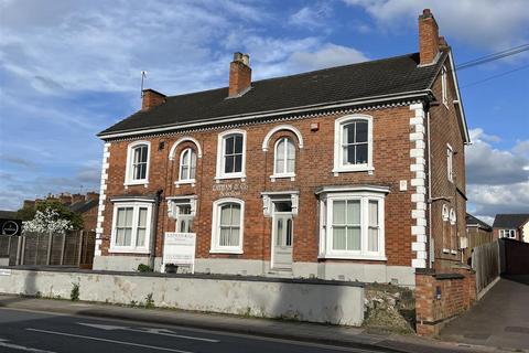 undefined, 2 Forest Road, Loughborough LE11