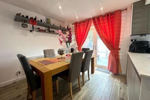9 Vantage Meadow, Northampton, NN3 5EJ