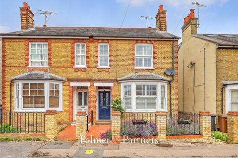 42 Rosebery Road, Chelmsford, CM2 0TU