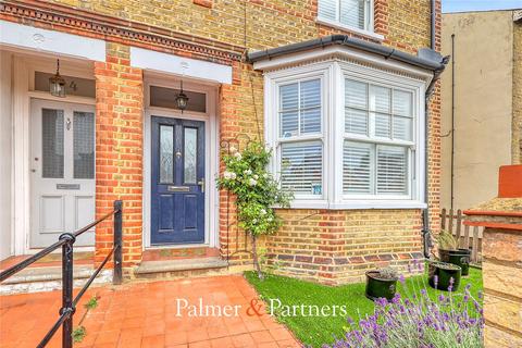 42 Rosebery Road, Chelmsford, CM2 0TU