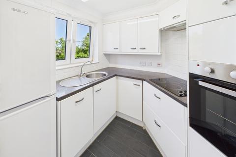 1 bedroom retirement property for sale, Farnham Close, London N20