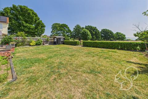 4 bedroom detached house for sale, Oakwood Avenue, West Mersea CO5