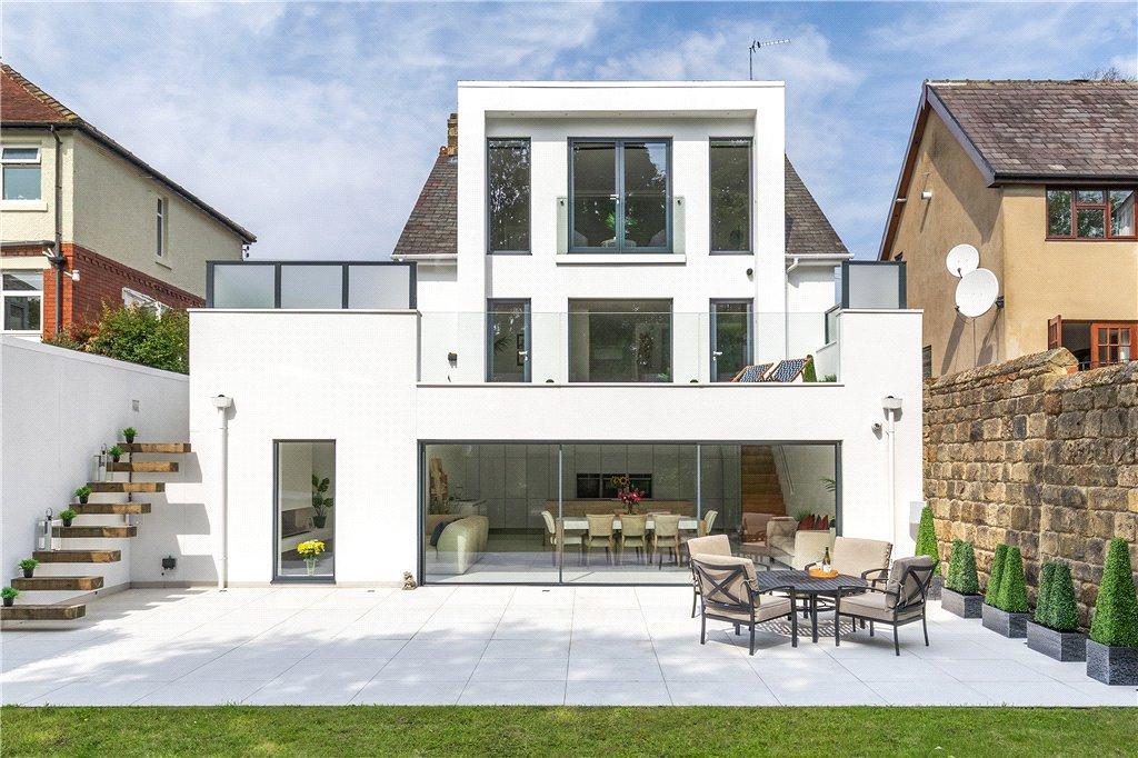 Contemporary Style