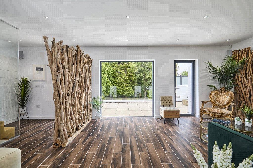 Fabulous Entrance