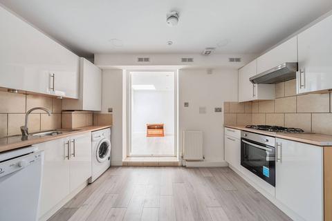 3 bedroom flat for sale, Englewood Road, Clapham South, London, SW12