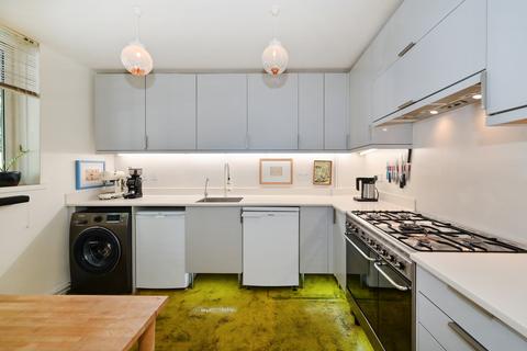 30 Stepney Green, London, E1 3JJ
