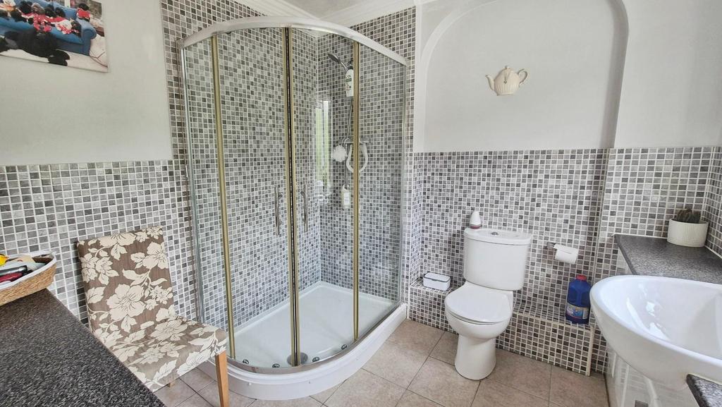 Ensuite