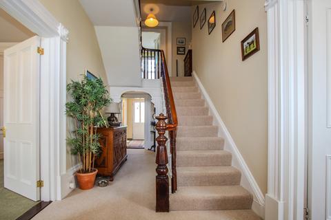 4 bedroom property for sale, Rue des Hautgards, Vale, Guernsey, GY3