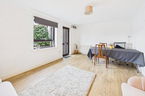 undefined, Loves Close, Histon, Cambridge