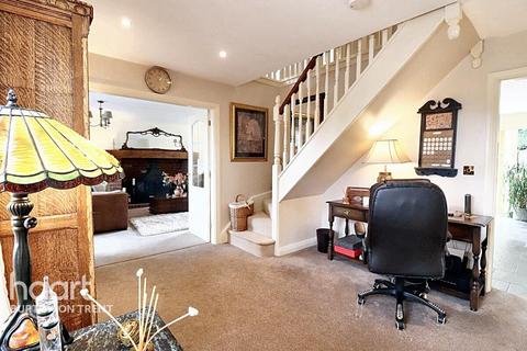 4 bedroom detached house for sale, Fauld Lane, Fauld, Tutbury, Burton-On-Trent