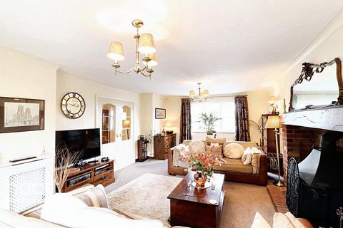 4 bedroom detached house for sale, Fauld Lane, Fauld, Tutbury, Burton-On-Trent