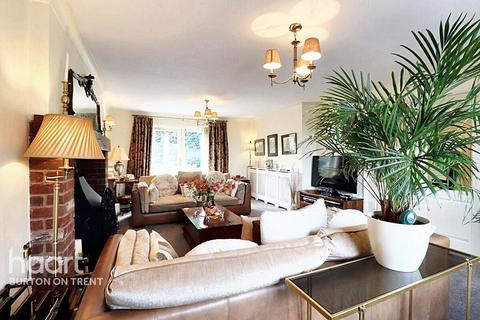 4 bedroom detached house for sale, Fauld Lane, Fauld, Tutbury, Burton-On-Trent