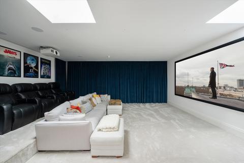 undefined, Homefield Road, London, W4