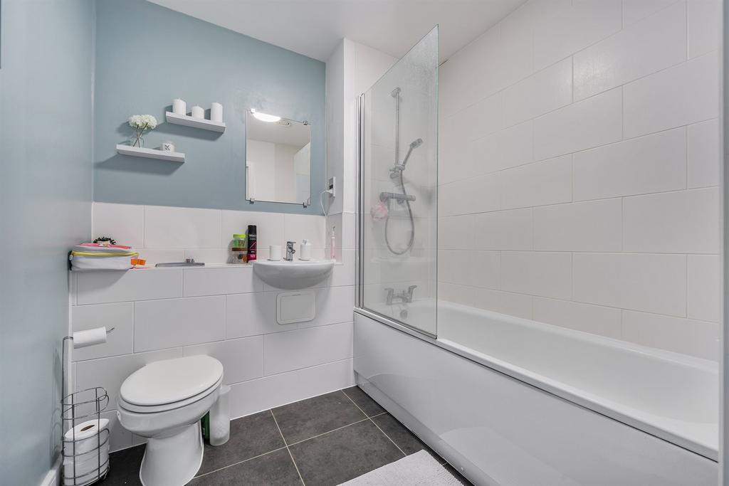 Family bathroom