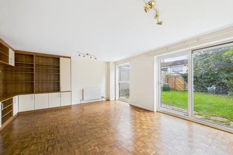 3 bedroom semi-detached house to rent, Robin Way, Staines-Upon-Thames, Middlesex, TW18